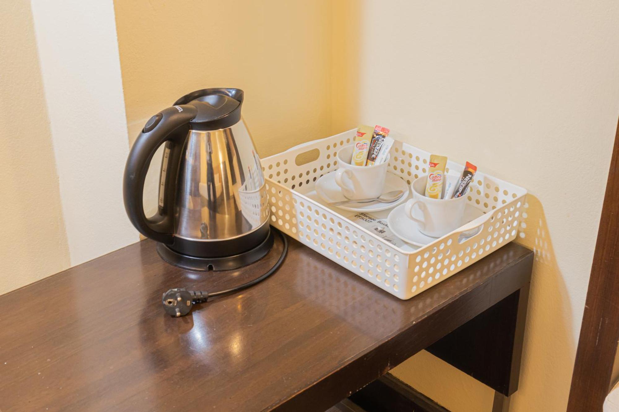 โรงแรม ซิตี้พาร์ค โคราช City Park Hotel Nakhonratchasima Buitenkant foto