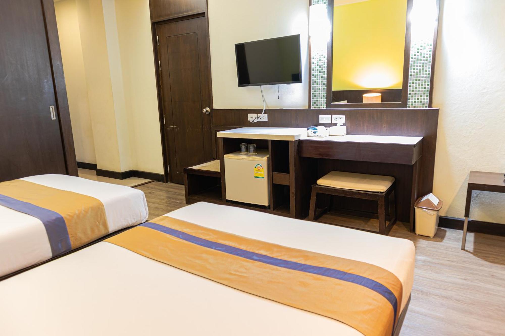 โรงแรม ซิตี้พาร์ค โคราช City Park Hotel Nakhonratchasima Buitenkant foto