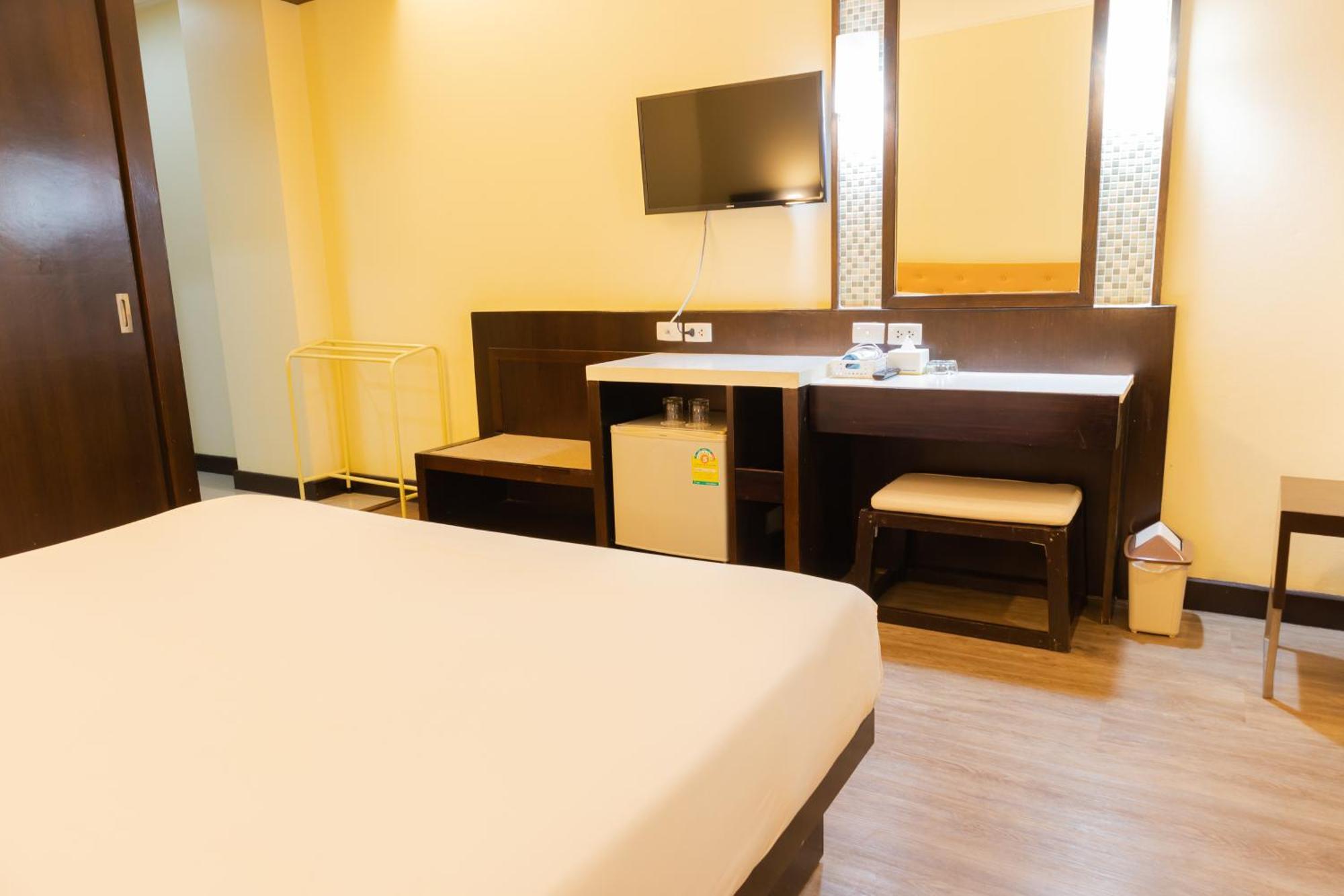 โรงแรม ซิตี้พาร์ค โคราช City Park Hotel Nakhonratchasima Buitenkant foto