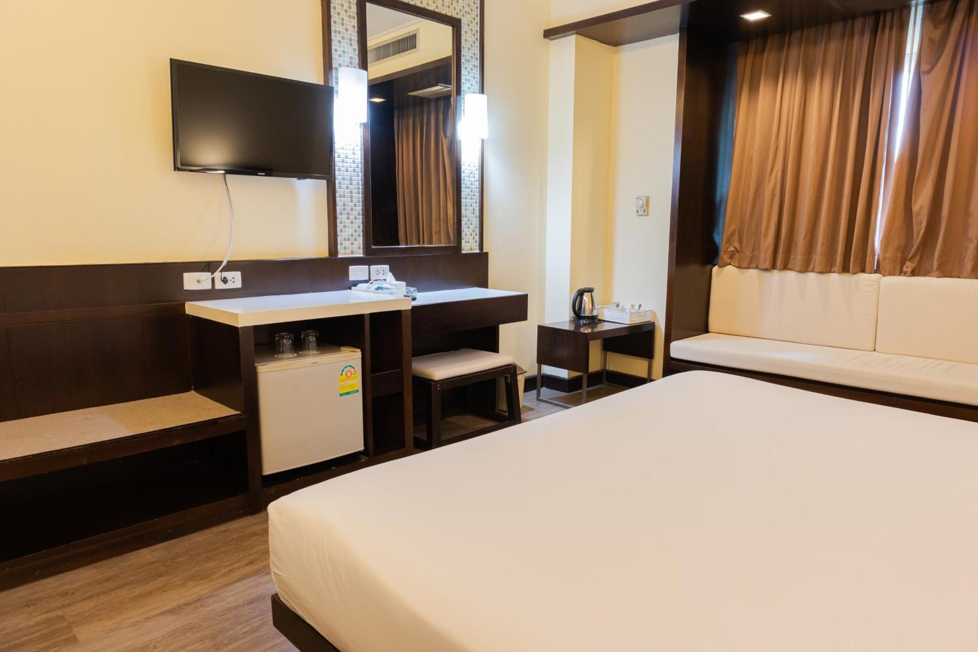 โรงแรม ซิตี้พาร์ค โคราช City Park Hotel Nakhonratchasima Buitenkant foto