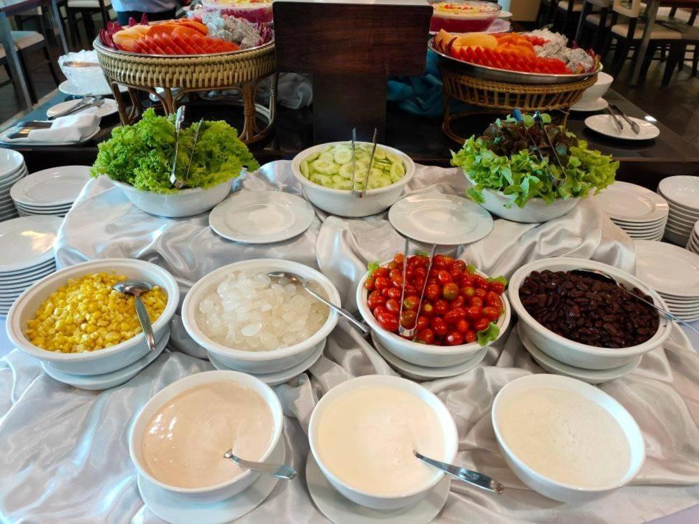 โรงแรม ซิตี้พาร์ค โคราช City Park Hotel Nakhonratchasima Buitenkant foto